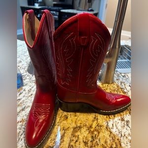 real red leather cow girl boots